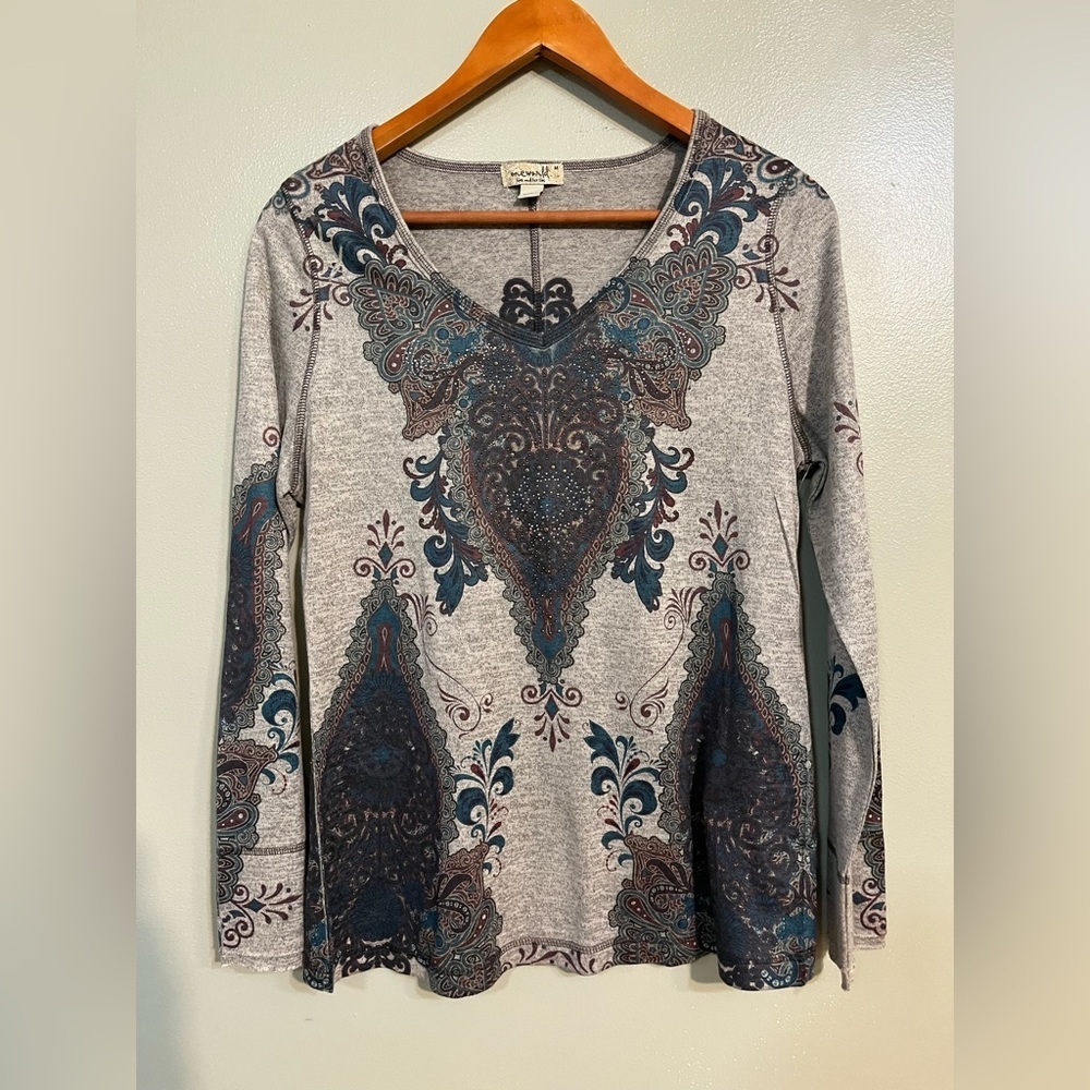 One World Womens Y2K Paisley Beige Print Sequins Long Sleeve V Neck Tee M